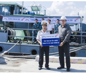 Góp xi măng xây dựng Trường Sa
